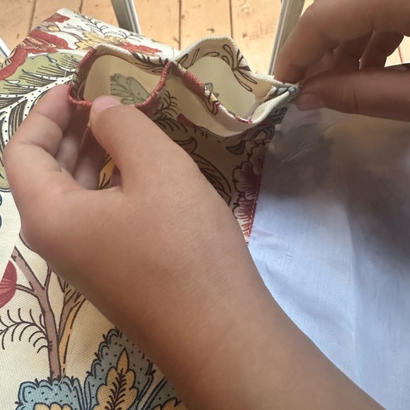 Floral Patterned valence - Picture 6 of 7